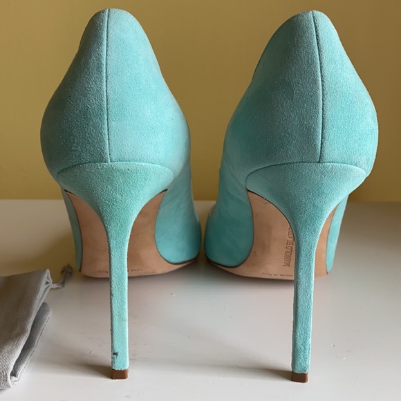 MANOLO BLAHNIK HEELS! - Picture 4 of 11